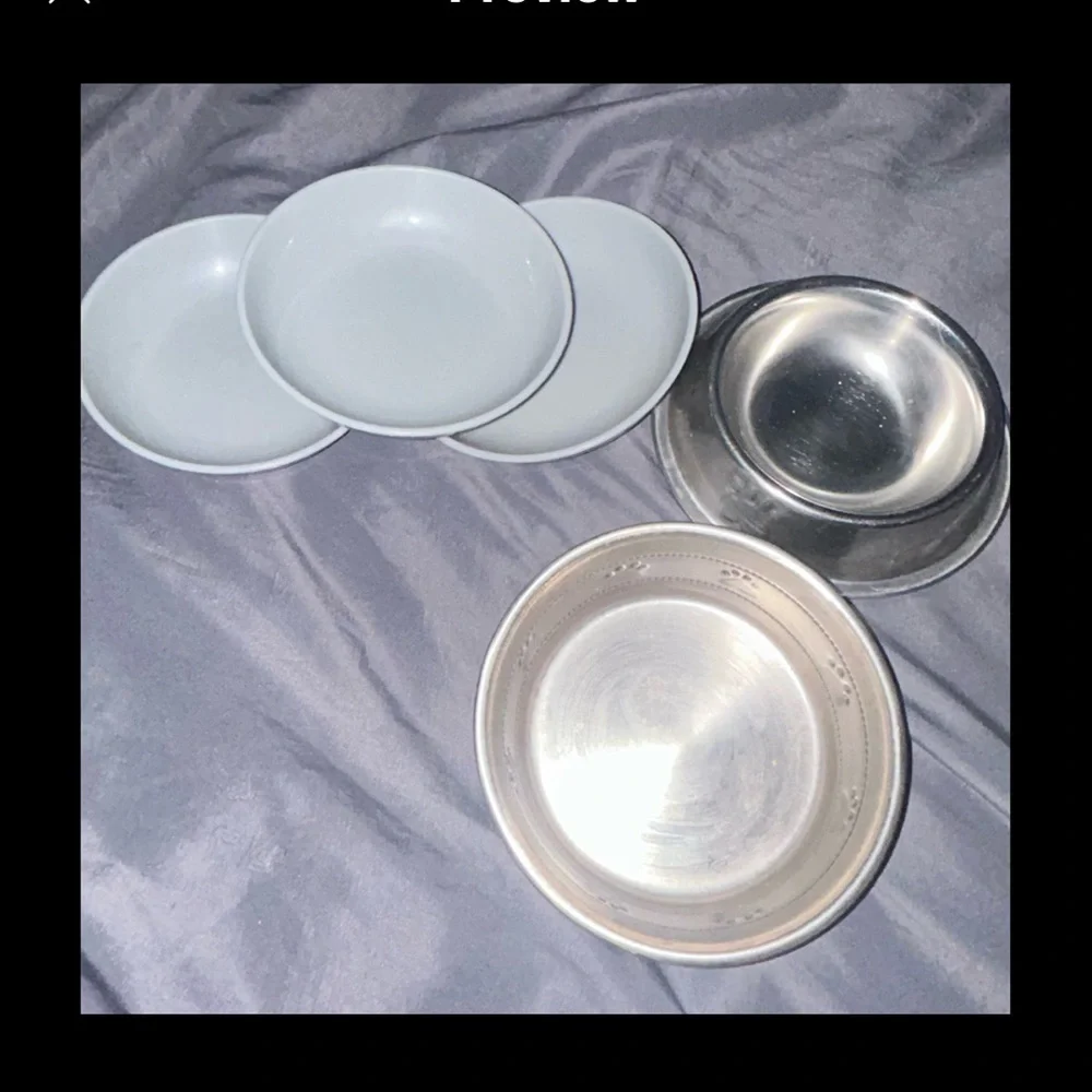 FLEA & TIC COLLAR- NWOT STILL IN BOX-BUNDLE OF SMALLER PET BOWLS/DISHES